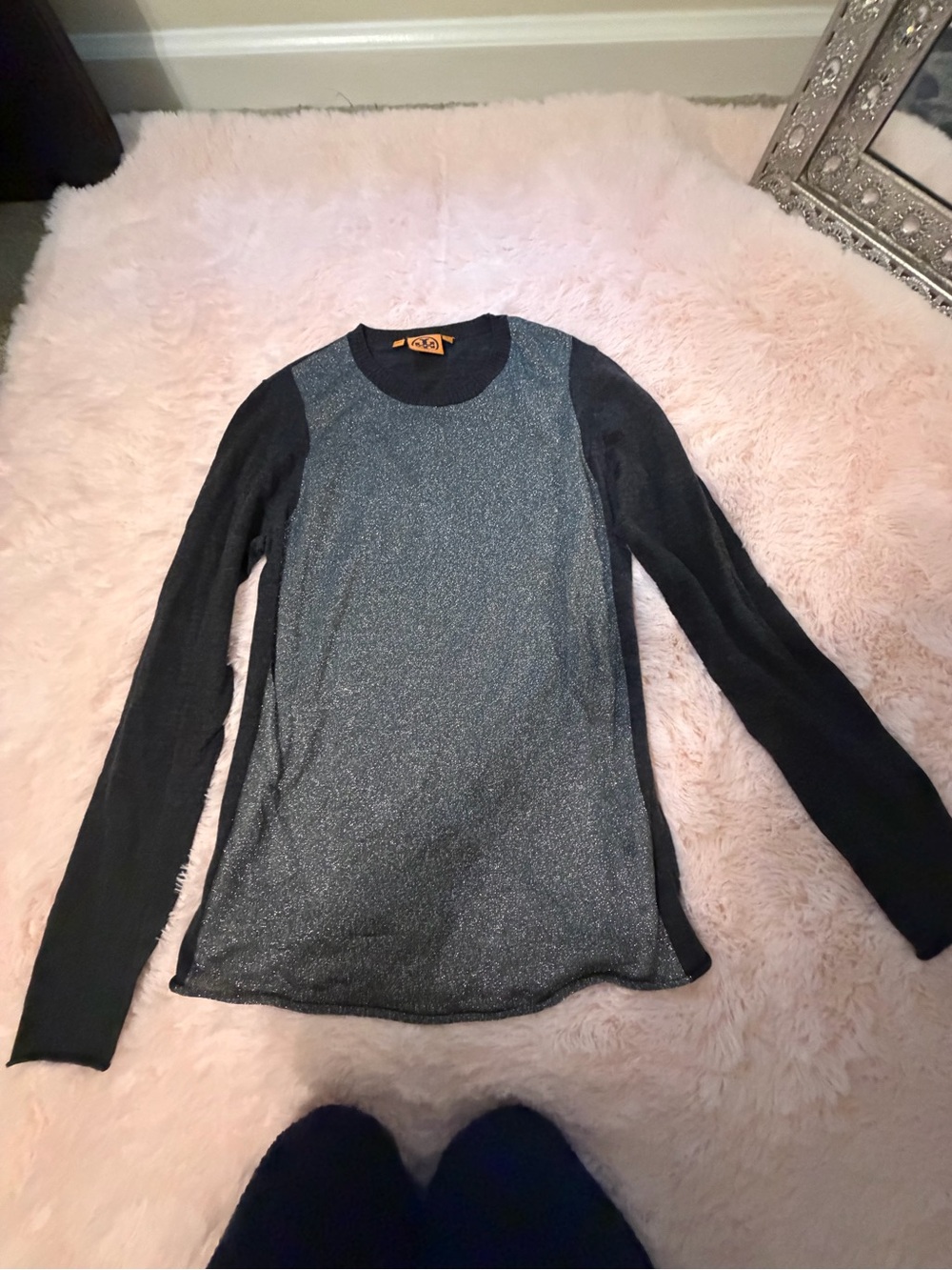 āļøTory Burch Black Long-Sleeve Crew with Shimmering Silver Front
